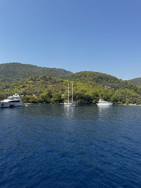 Gocek: Yacht Trip and 12 Island Full-Day Tour with Lunch - Tersane Island adds the history lesson