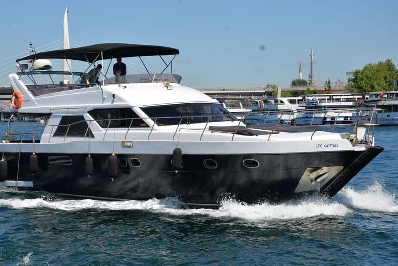 Golden Horn and Bosphorus Sunset Tour Stop at Anatolian Side - Settling aboard a boat for up to 100 people