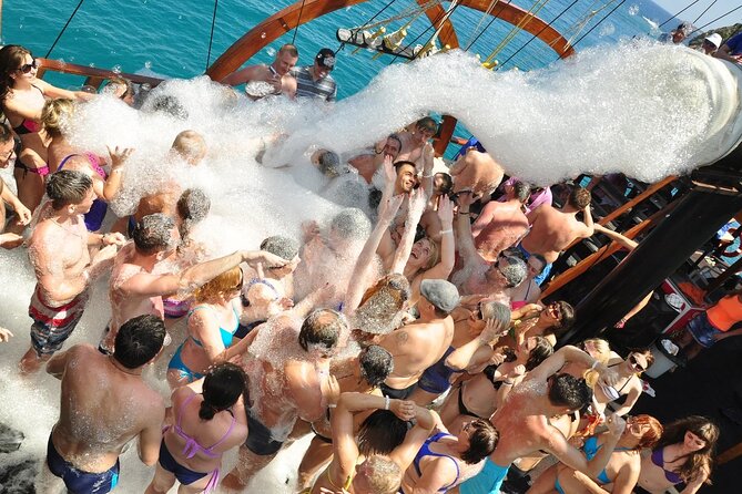 GONSTER : Luxury Pirate Boat Trip Lunch & Soft Drinks & Transfer - Foam party, animations, and the real mood onboard
