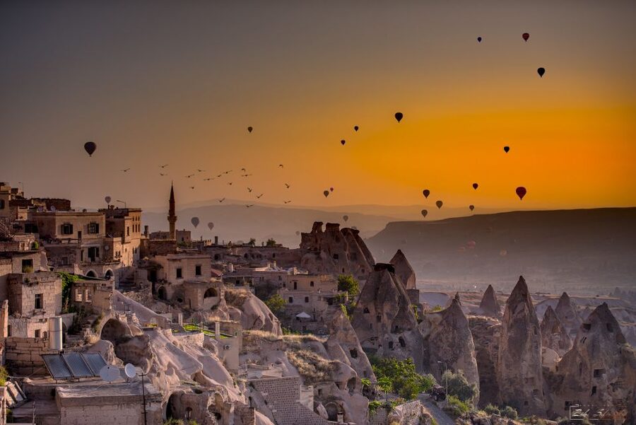 Göreme: Full-Day Customized Cappadocia Compact Itinerary - Avanos pottery, carpets, and the shopping question