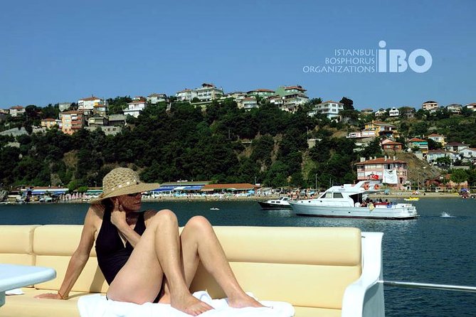 Guided Bosphorus & Black Sea Cruise – 4 Stops from Istanbul - Ortaköy brings the first taste of local Istanbul