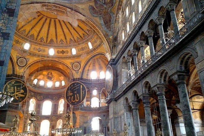 Guided Private Sightseeing Tour of Istanbul - Topkapi Palace and the world of Ottoman sultans