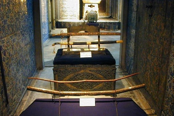 Guided Topkapi Palace & Harem- Skip-the-Line with SMALL GROUP - Skip-the-line entry and what it really saves