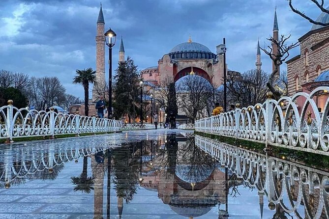 Hagia Sophia, Blue Mosque & Basilica Cistern tour - Basilica Cistern: Istanbul’s underground surprise