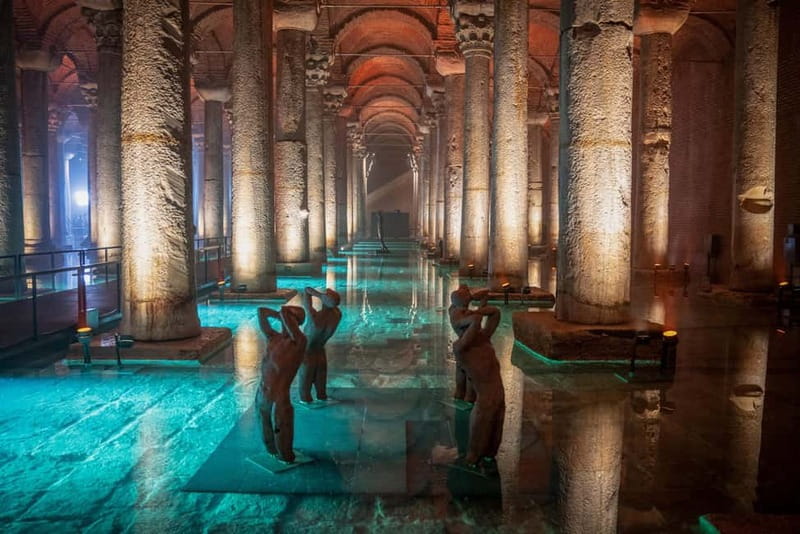 Hagia Sophia & Blue Mosque Half-day Guided, Small Group Tour - Clothing, timing, and practical planning