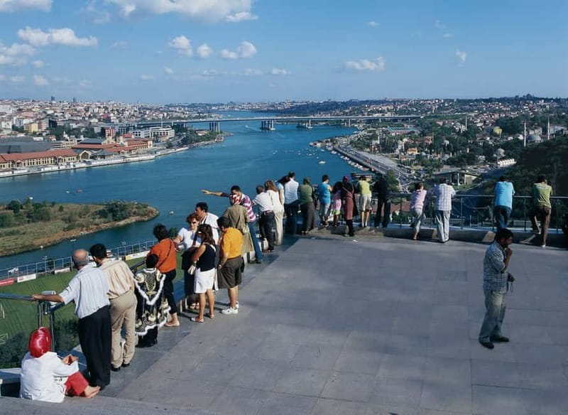 Hagia Sophia, Bosphorus cruise Blue Mosque, Small Group tour - Riding beside the Golden Horn to Pierre Loti Hill