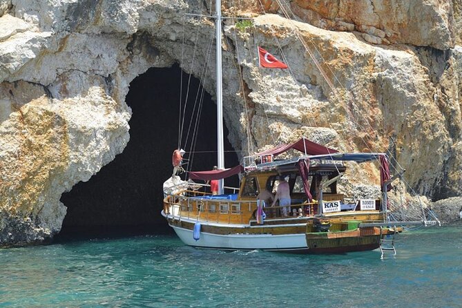 Half-Day Boat Tour to Antalya Waterfalls - What this boat trip is really like