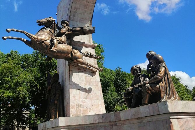 Hidden Treasure's Of İstanbul Half Day Walking Tour - Returning To Eminönü By Public Bus