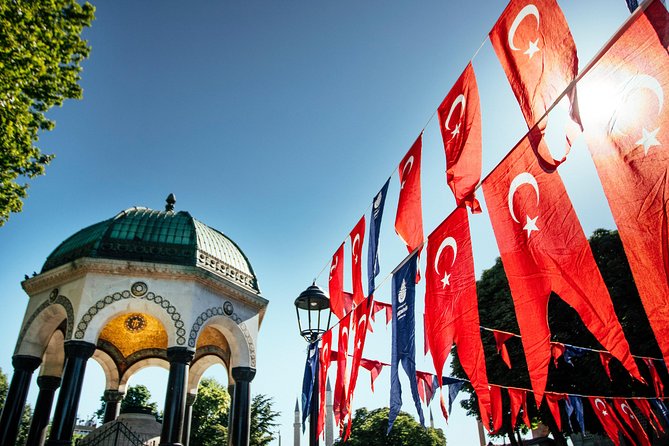 Highlights & Hidden Gems With Locals: Best of Istanbul Private Tour - The price and the value of a private guide