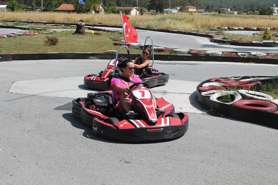 Icmeler: Go-Karting Adventure Trip with Hotel Pickup - A quick racing fix near Marmaris