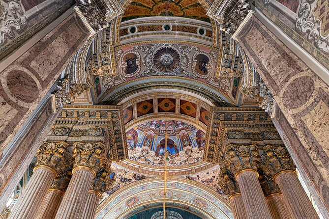 Imperial Splendor: Dolmabahce Palace & Bosphorus Yacht Cruise - A brief stop at Dolmabahçe Mosque