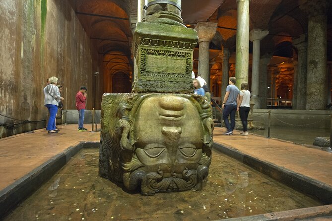 Istanbu City Walk: Topkapi Palace, Harem, & Basilica Guided Tour - What the guide adds to the experience