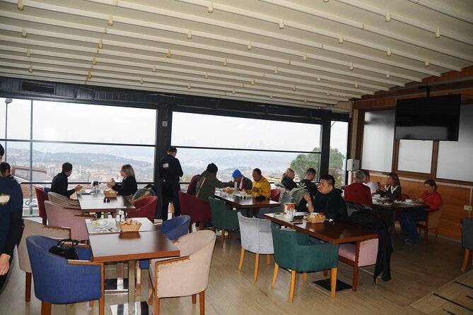 Istanbul: 2 Continents of Bosphorus ( Boat & Lunch ) - The fortresses and waterfront pavilions