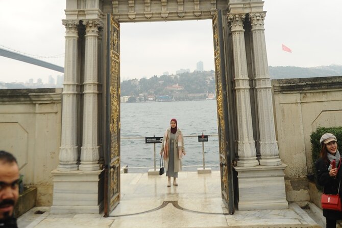 Istanbul: 2 Continents of Bosphorus ( Boat & Lunch ) - Pierre Loti Hill and the short cable-car ride