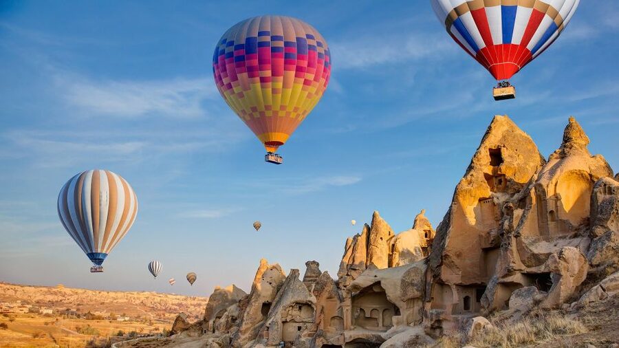 Istanbul: 2-Day Cappadocia Trip with Flights and Cave Hotel - Day two: colored valleys and Çavuşin