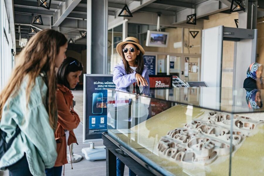 Istanbul: 2-Day Cappadocia Trip with Flights and Cave Hotel - Pigeon Valley and the meaning of dovecotes