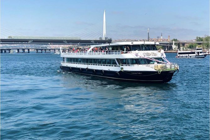 Istanbul Afternoon Bosphorus Cruise with Asian Side Stop - The Asian-side stop at Küçüksu Palace