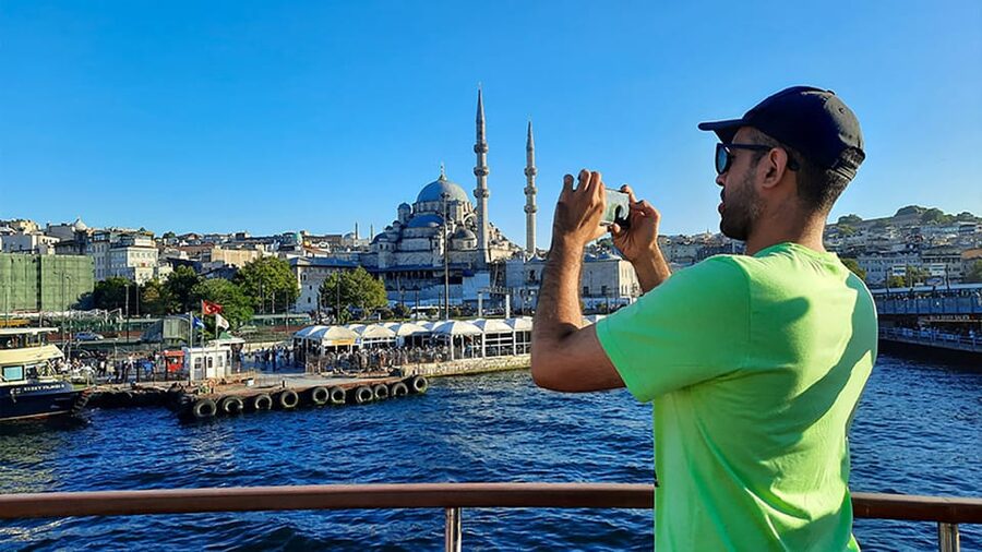 Istanbul: Asian Side Walking Tour with Ferry Ride - Returning from Kadıköy to Europe