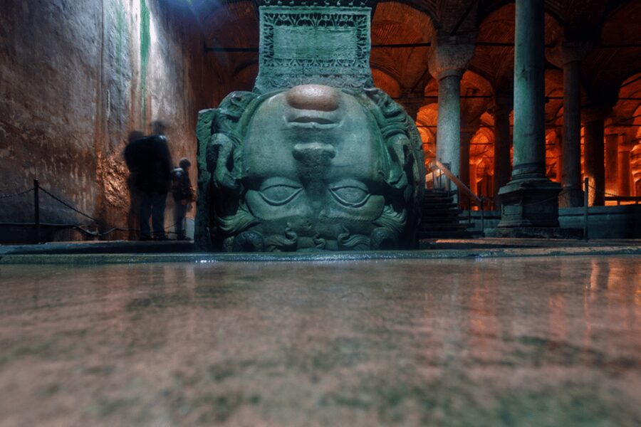 Istanbul:Basilica Cistern Skip-the-Line Ticket & Audio Guide - What the English audio guide adds