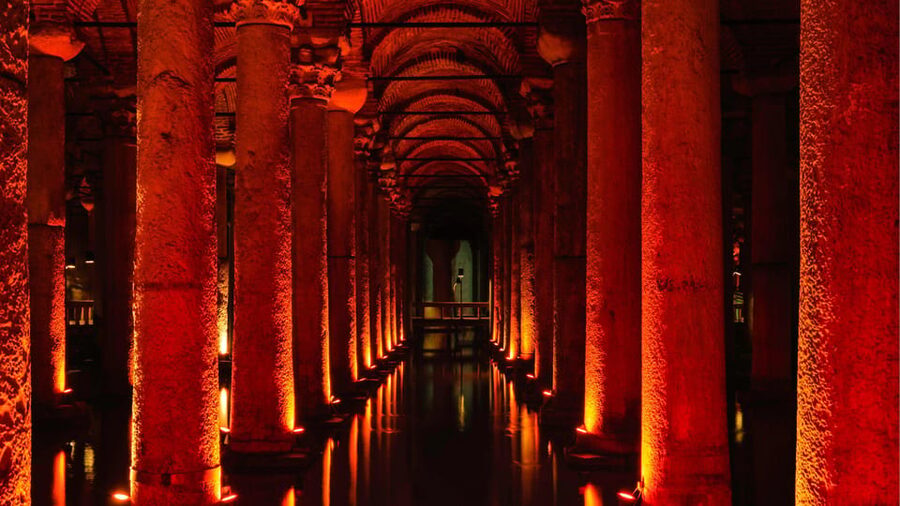Istanbul: Basilica Cistern Skip-the-Ticket-Line Guided Tour - Meeting Behind the Blue Mosque