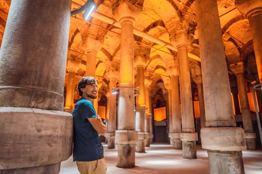 Istanbul: Basilica Cistern Walking Tour with Entry Ticket - What the 1.5-hour schedule means