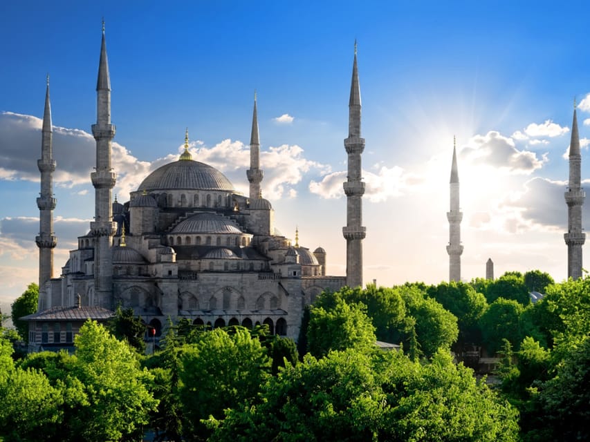 Istanbul: Blue Mosque, Basilica Cistern, & Hagia Sophia Tour - Why the guide matters more than usual