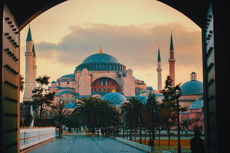 Istanbul: Blue Mosque, Hagia Sophia, & Basilica Cistern Tour - The Hippodrome, Million Stone, and layers of Istanbul