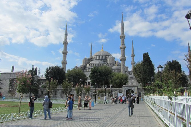 Istanbul: Blue Mosque & Hagia Sophia Small-Group Tour with ticket - Walking through the Hippodrome of Constantinople