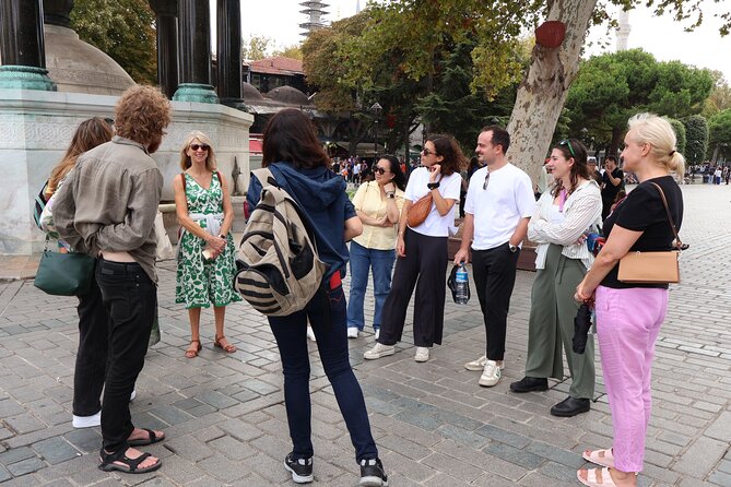 Istanbul: Blue Mosque, Hagia Sophia & Sultanahmet Tour - The Blue Mosque and the etiquette of an active mosque