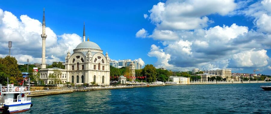 Istanbul: Bosphorus and Black Sea Cruise with Lunch - Why a Bosphorus cruise is worth your time