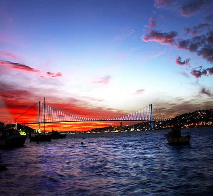 Istanbul: Bosphorus Cruise Morning or Sunset Boat Tour - Dolmabahce, Ciragan, and the grand waterfront