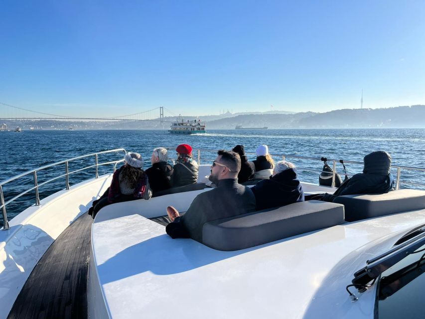 Istanbul: Bosphorus Cruise with Stopover on the Asian Side - The European Shore: Palaces, Mosques, and Waterfront Style
