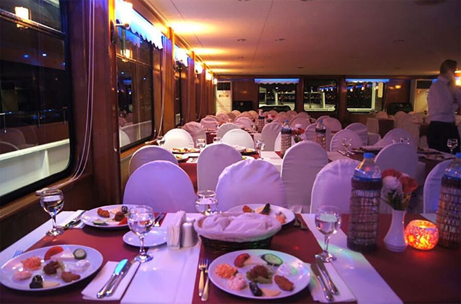 Istanbul Bosphorus Dinner Cruise &Entertainment hotel pickup - Is four hours too long?