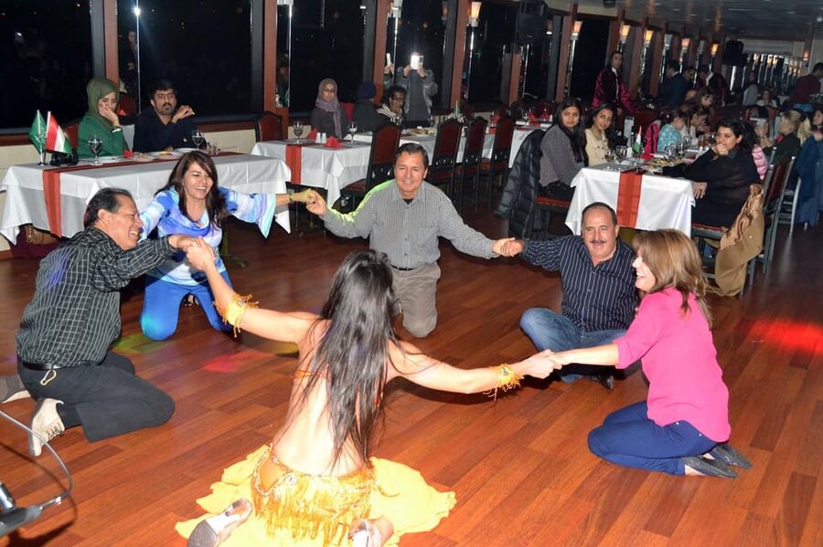 Istanbul: Bosphorus Dinner Cruise Incl. Drinks with Transfer - Is $41 good value for this Bosphorus cruise?