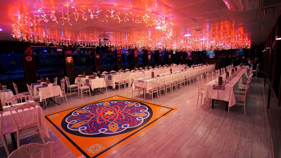 Istanbul: Bosphorus Dinner Cruise with Drinks & Turkish Show - Key things to know before booking