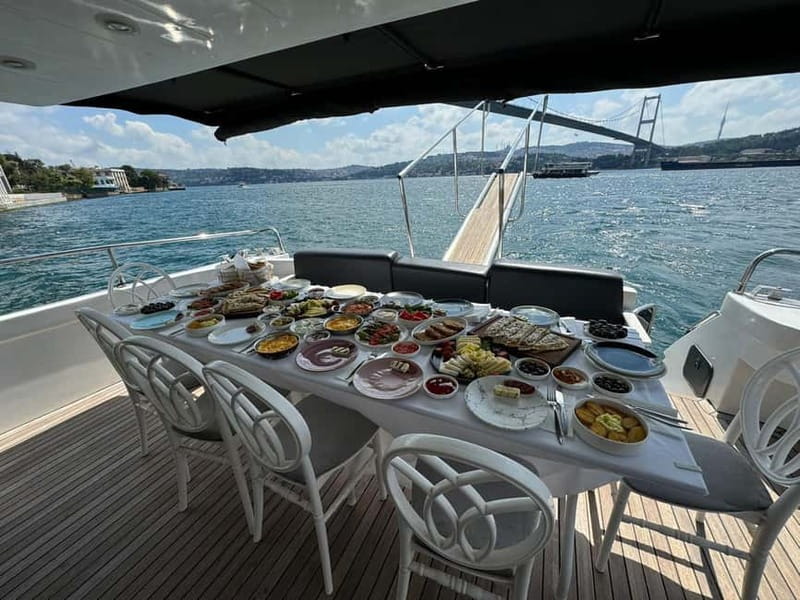 Istanbul: Bosphorus Morning or Sunset Yacht Tour with Snacks - The yacht, group size, and comfort