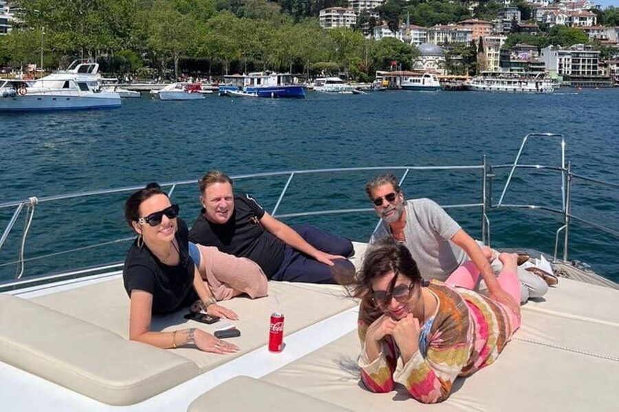 Istanbul: Bosphorus Morning or Sunset Yacht Tour with Snacks - Is $19 good value in Istanbul?
