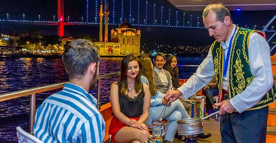 Istanbul: Bosphorus Night Dinner Cruise with Private Table - Meeting the boat after Istanbul’s evening traffic