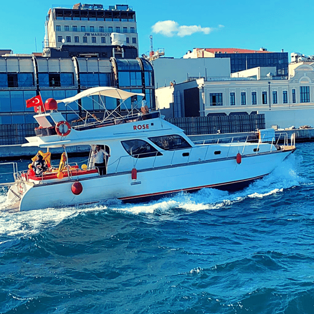 İstanbul: Bosphorus Private Yacht Cruise with Tea and Coffee - Should you book the private Bosphorus yacht cruise?