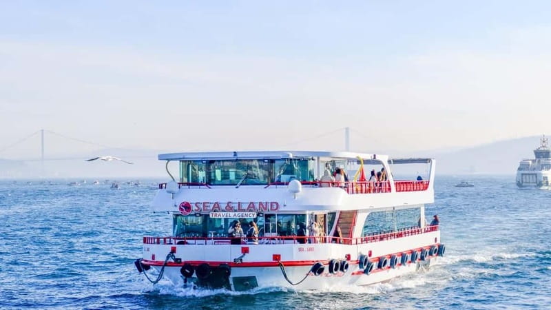 Istanbul: Bosphorus Sightseeing Cruise Tour with Audio Guide - Why this $8 Bosphorus cruise is worth your time