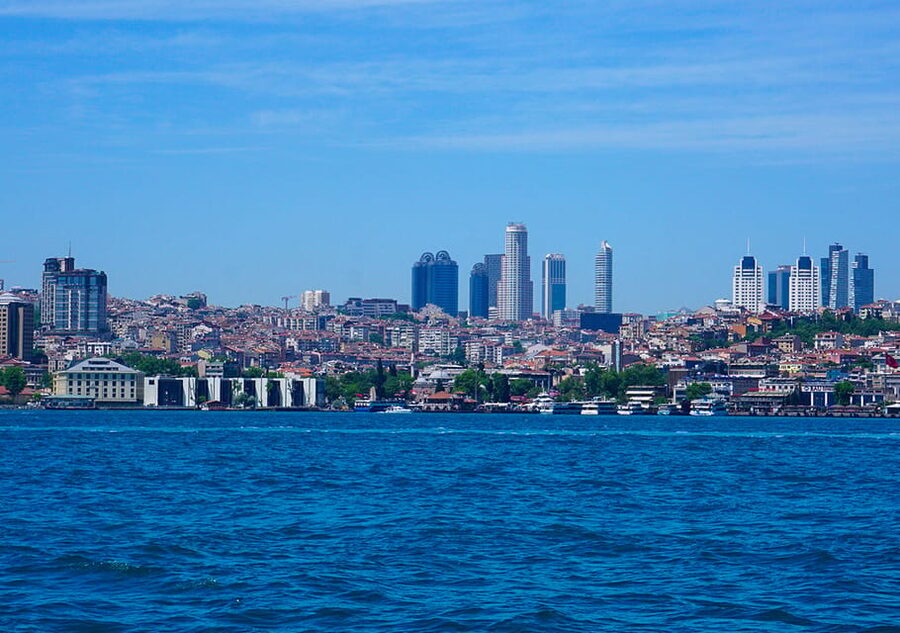 Istanbul: Bosphorus Sightseeing Cruise with Sunset Option - Choosing Between An Hourly Cruise And Sunset