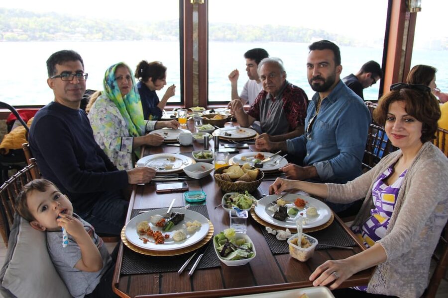 Istanbul: Bosphorus Strait and Black Sea Lunch Cruise - Bridges, neighborhoods, and the European shore