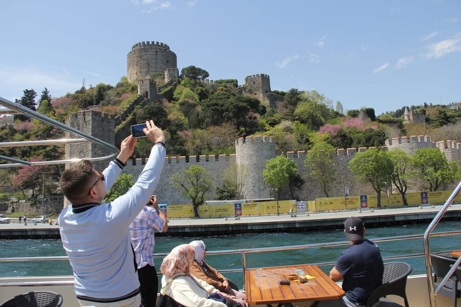 Istanbul: Bosphorus Strait and Black Sea Lunch Cruise - Returning past the Asian shore
