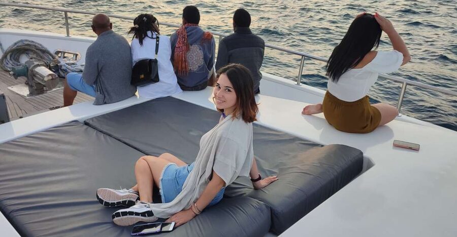 Istanbul: Bosphorus Sunset Cruise on Yacht with Live Guide - Dolmabahce Palace and Ciragan Palace