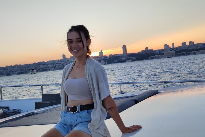 Istanbul Bosphorus Sunset Cruise with Wine on a Luxury Yacht - Is $24.20 good value for two hours?