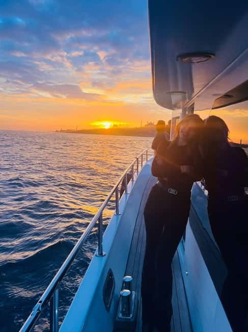 Istanbul: Bosphorus Sunset or Night Yacht Cruise & Transfers - Why the Bosphorus works so well by boat