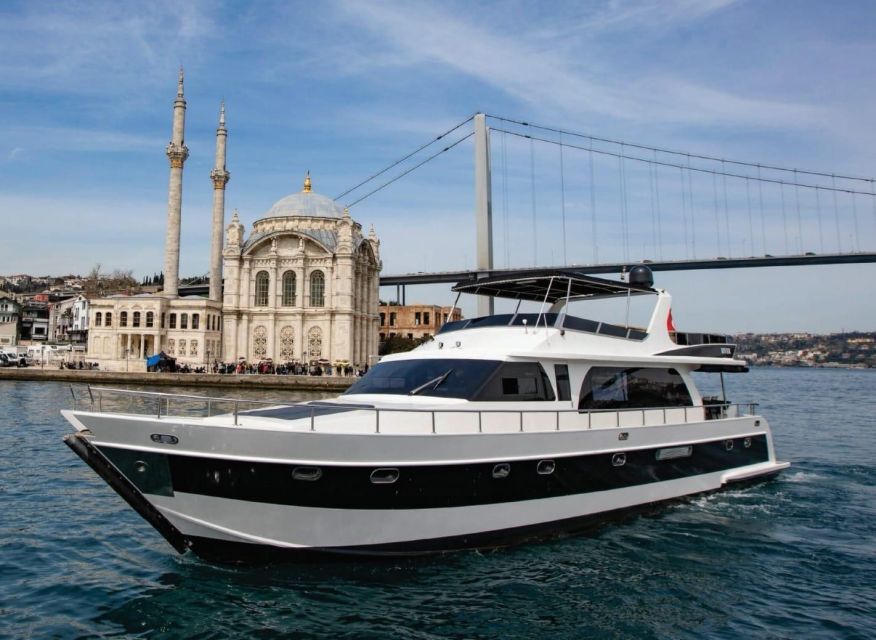 Istanbul: Bosphorus Sunset or Night Yacht Cruise & Transfers - Pickup and drop-off require your attention