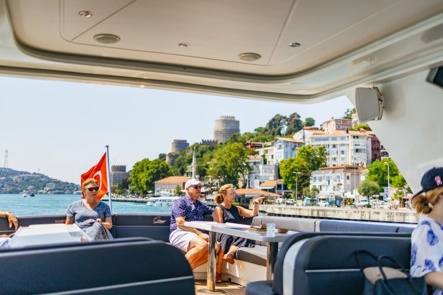 Istanbul: Bosphorus Yacht Cruise with Stopover on Asian Side - Boarding near Dolmabahçe Mosque