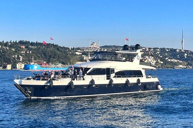 Istanbul Bosphorus Yacht Experience – Asian Side Visit in Kanlica - Returning past Maiden’s Tower and old Istanbul
