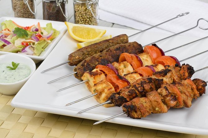 Istanbul by Night: Dining Out in a Turkish Way - The evening in six useful points